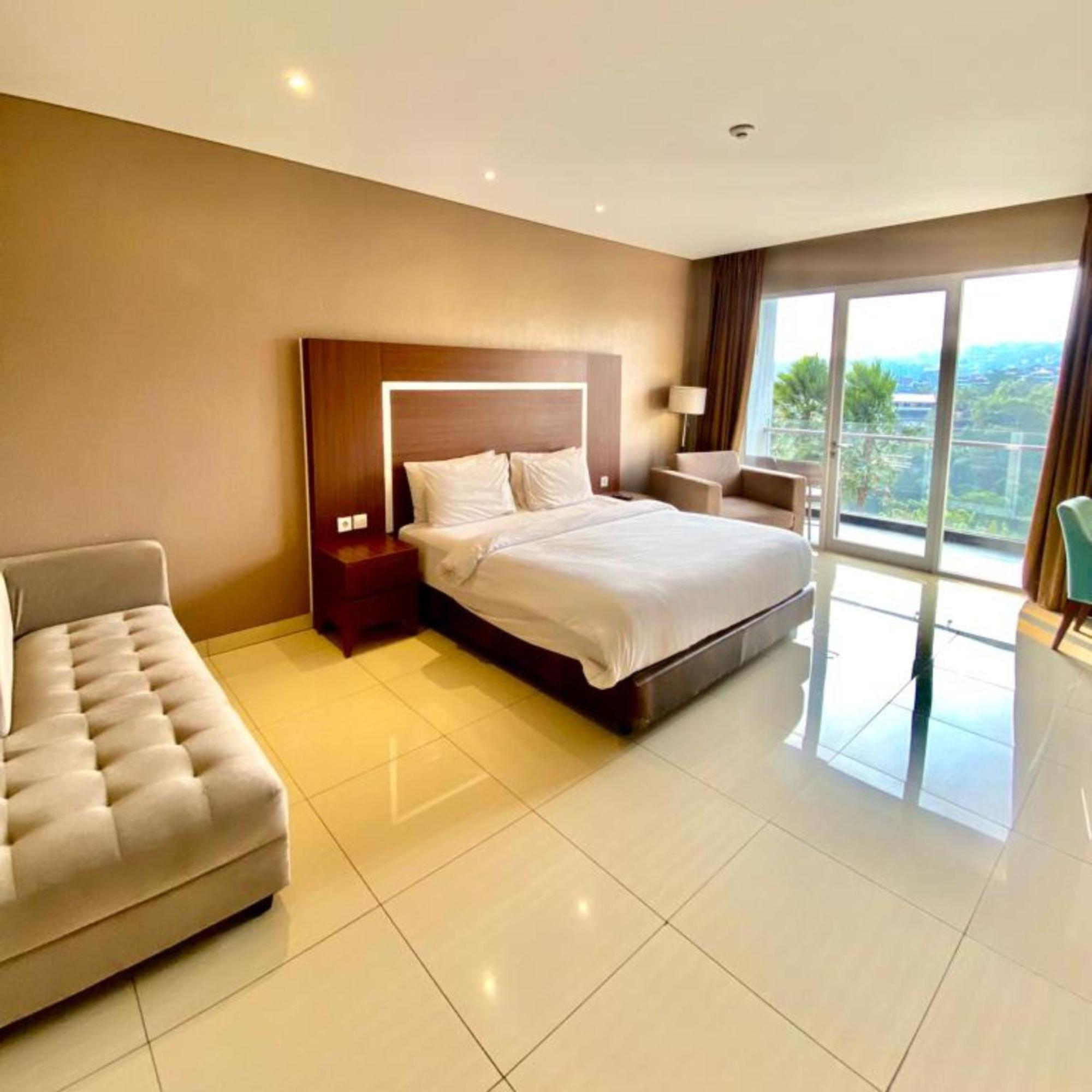 Clove Hotel Bandung Cimenyan Exterior foto