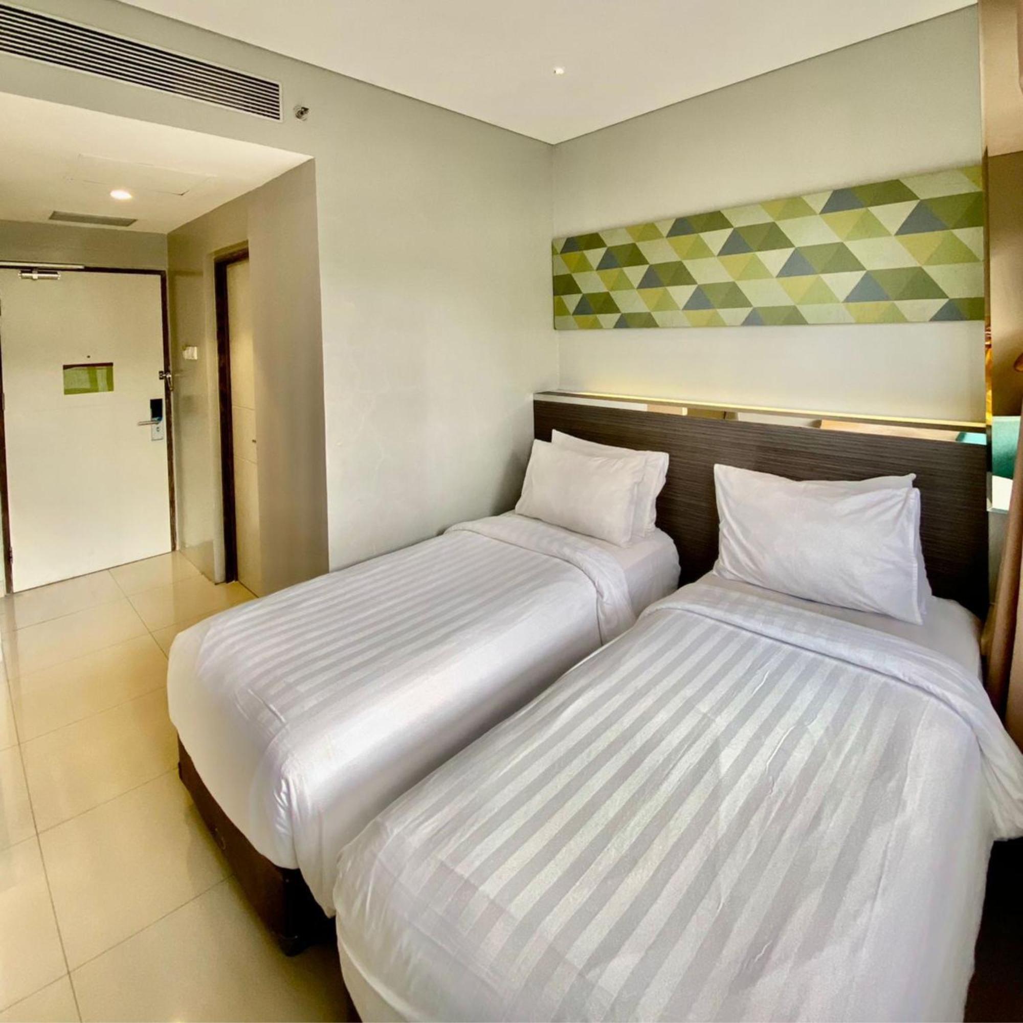 Clove Hotel Bandung Cimenyan Exterior foto