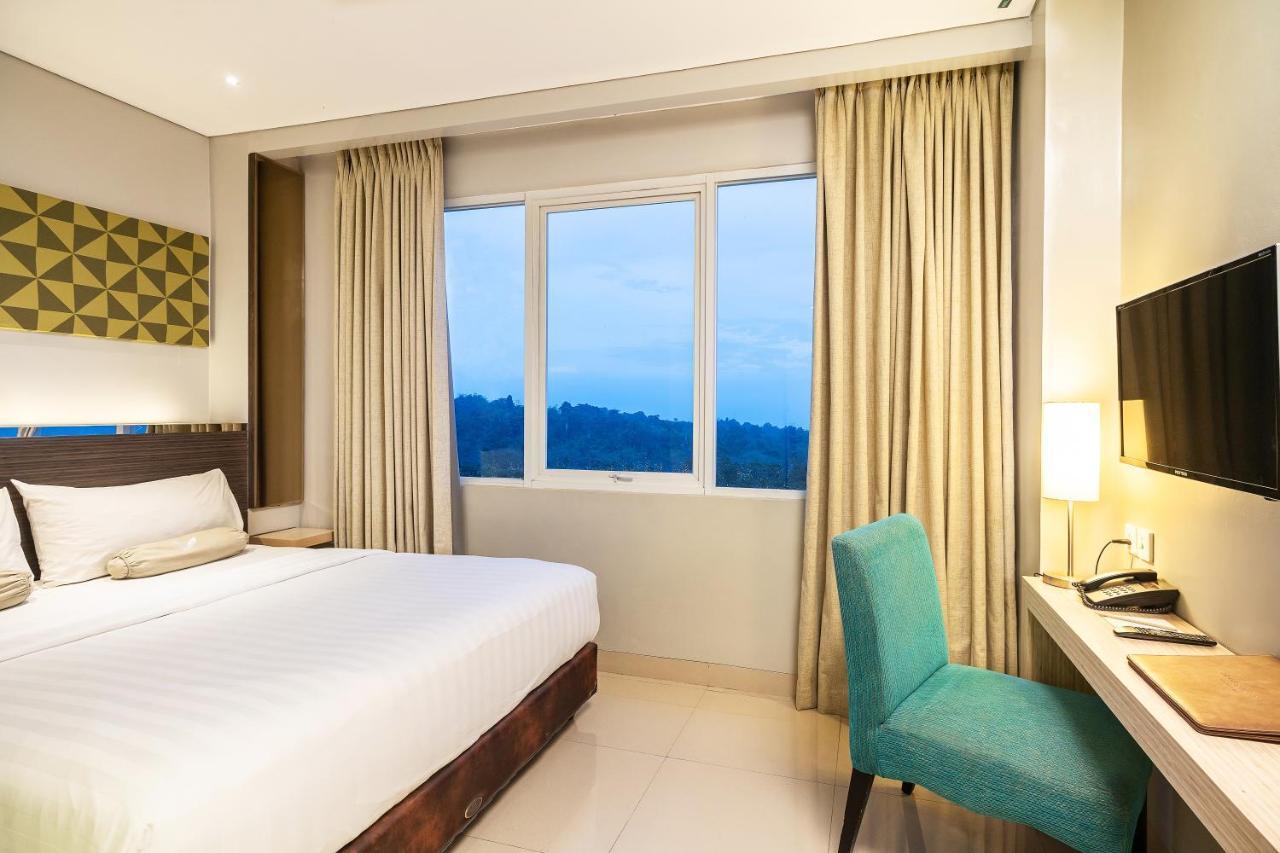 Clove Hotel Bandung Cimenyan Exterior foto