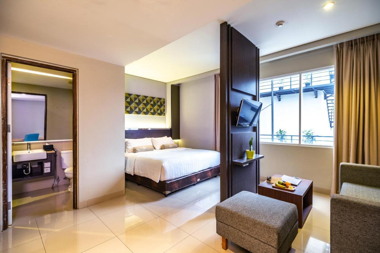 Clove Hotel Bandung Cimenyan Exterior foto