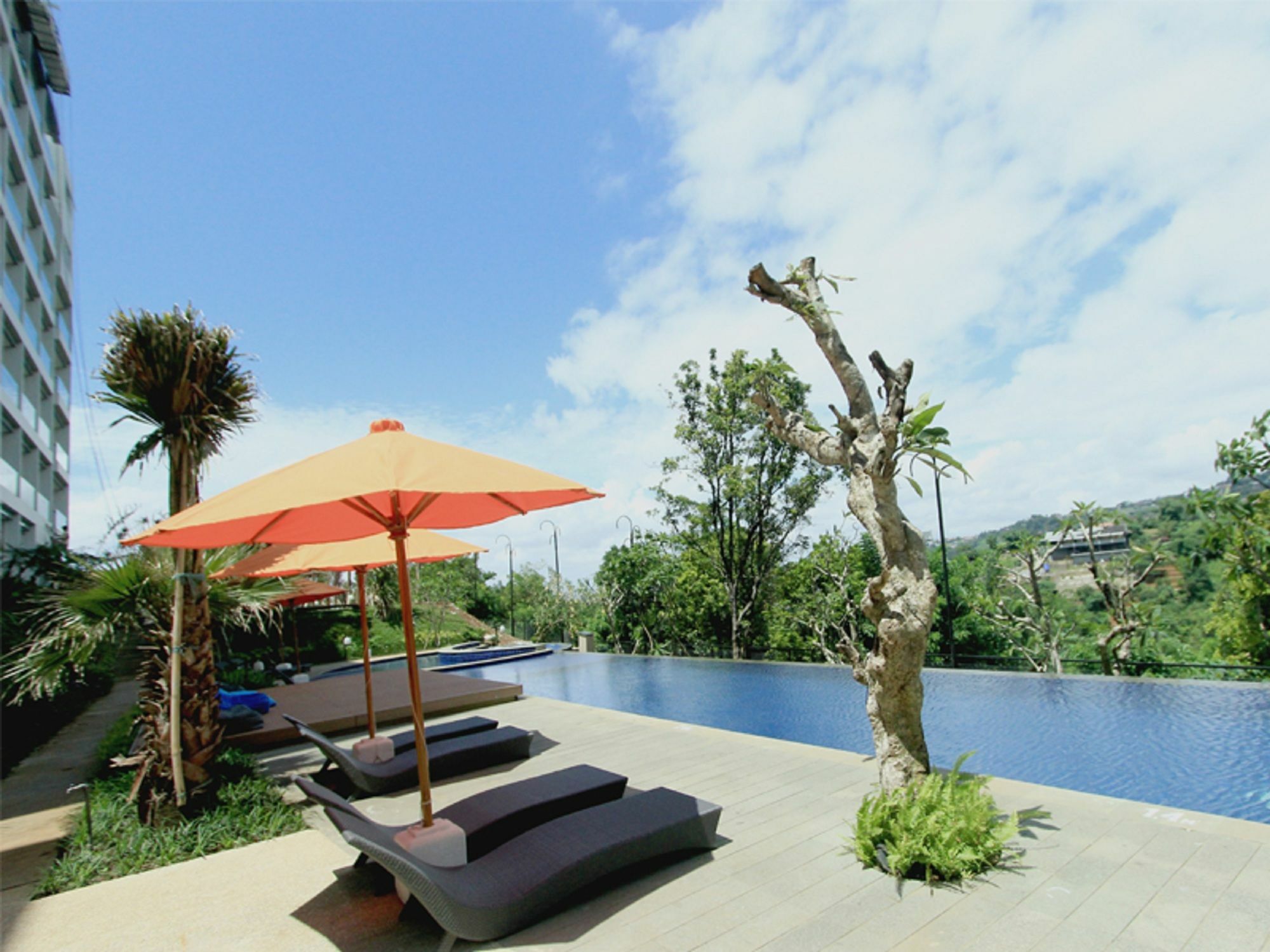 Clove Hotel Bandung Cimenyan Exterior foto